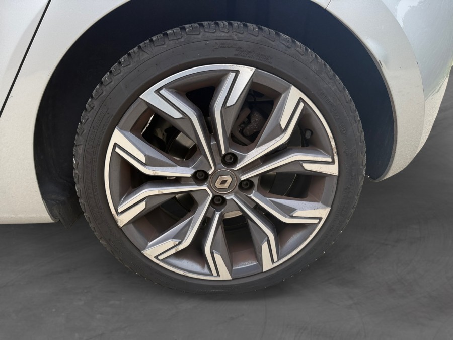 RENAULT d'occasion CLIO V 1.3 TCE 130 INTENS EDC de 2019 Poitiers