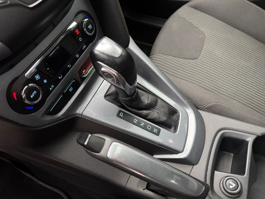 FORD d'occasion FOCUS 2000 TDCI 140 TITANIUM X POWERSHIFT de 2012