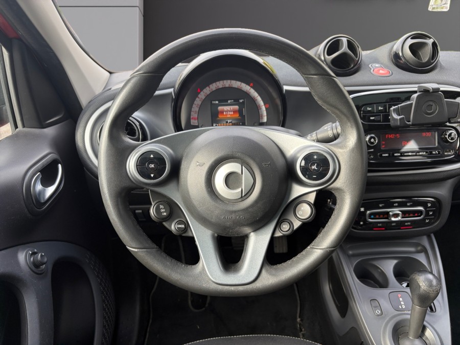 SMART d'occasion FORFOUR 90ch passion twinamic de 2016 Brive La