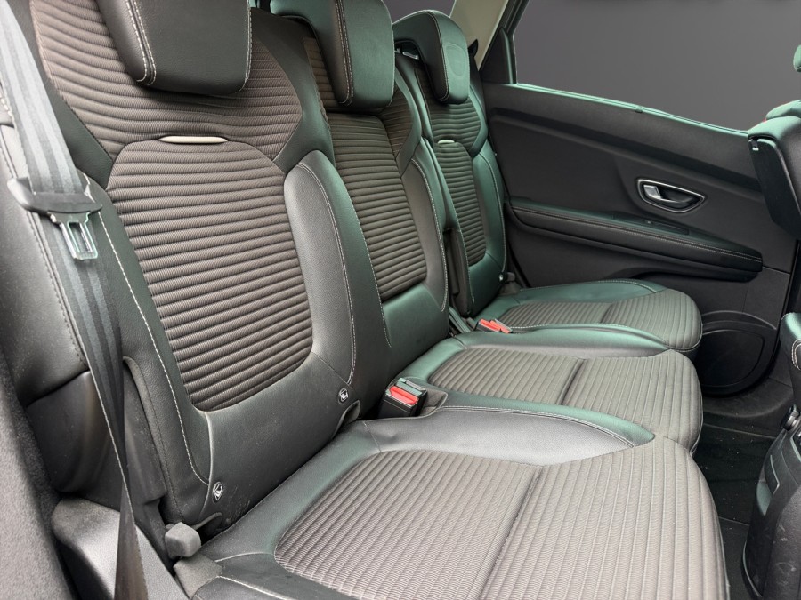 RENAULT d'occasion SCENIC 1.2 TCe 130ch energy Intens de 2017 Méry