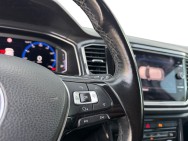 VOLKSWAGEN d'occasion T-ROC 1.5 TSI 150 CARAT de 2018 Salon de