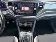 VOLKSWAGEN d'occasion T-ROC 1.5 TSI 150 CARAT de 2018 Salon de