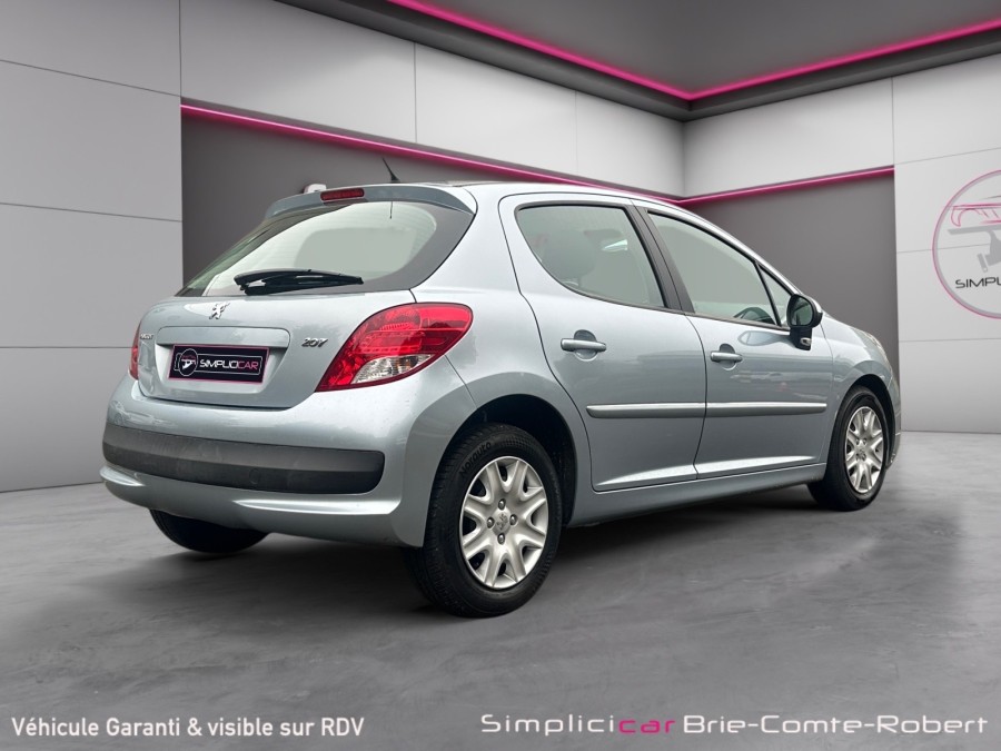 PEUGEOT d'occasion 207 1.4 VTI 95  ACTIVE de 2011 Brie Comte Robert