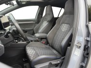 VOLKSWAGEN d'occasion GOLF 1.5 E-TSI 150 R-LINE DSG de 2024 Saint