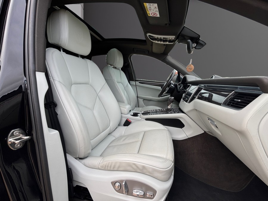 PORSCHE d'occasion MACAN 3 V6 D 258 S PDK AUTO de 2016 Besançon (25)﻿
