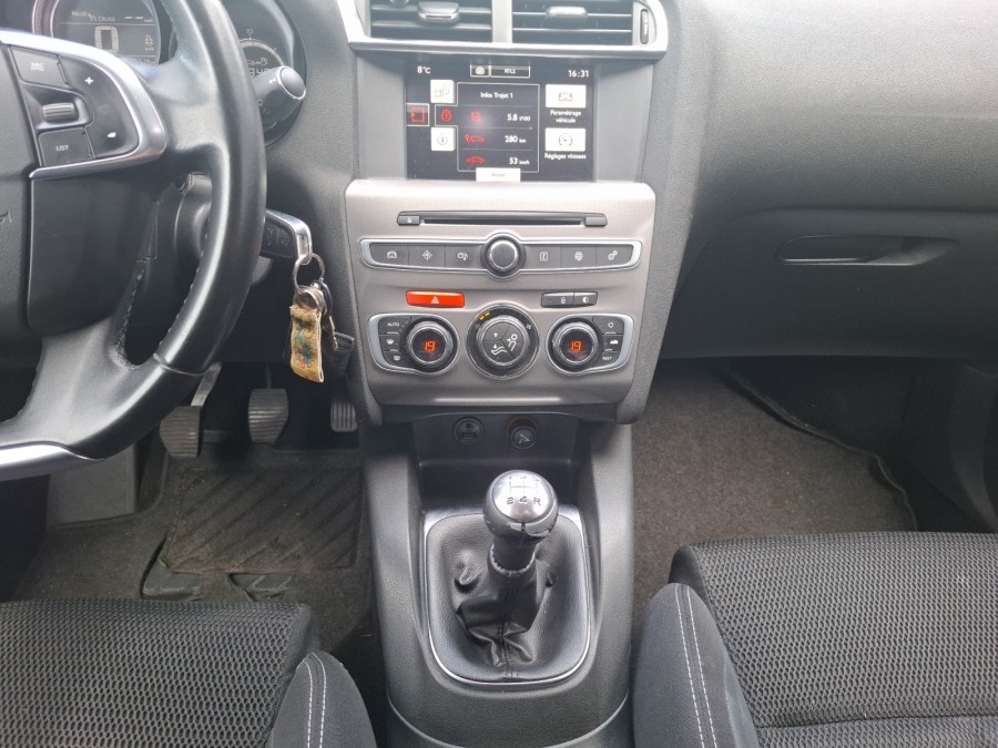 CITROEN d'occasion C4 II 1.2 PURETECH 110ch Millenium de 2016 Le Puy