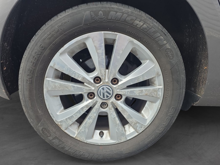 VOLKSWAGEN d'occasion GOLF VII 1.6 TDI 105 Confortline 5p de 2013 Le