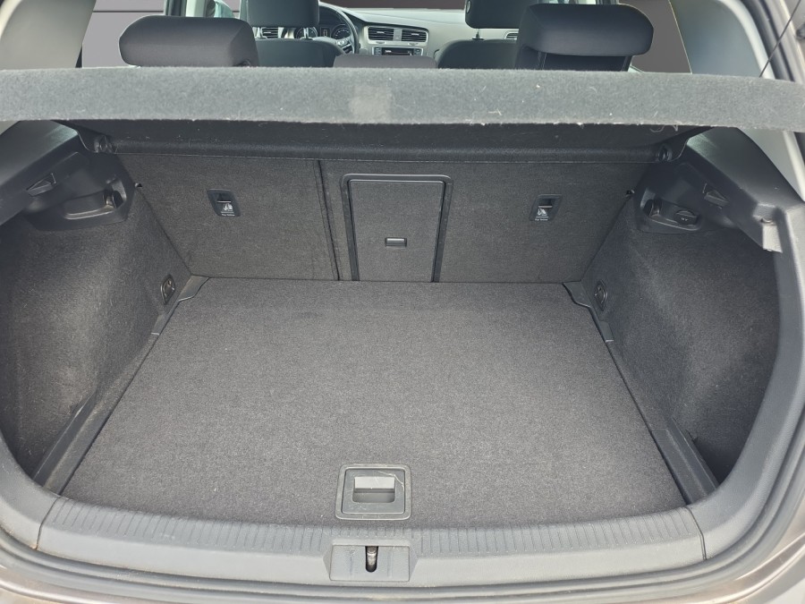 VOLKSWAGEN d'occasion GOLF VII 1.6 TDI 105 Confortline 5p de 2013 Le