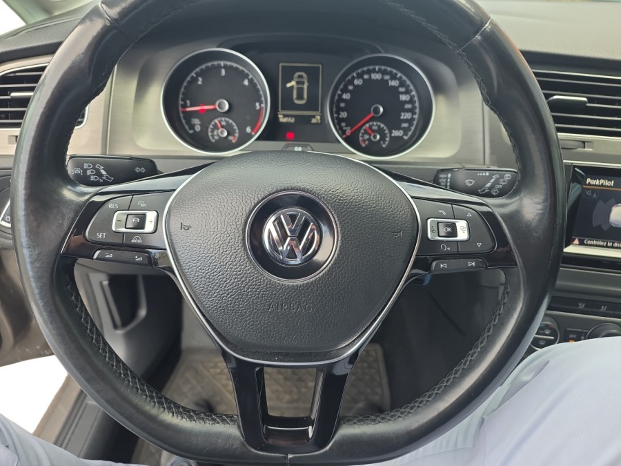 VOLKSWAGEN d'occasion GOLF VII 1.6 TDI 105 Confortline 5p de 2013 Le