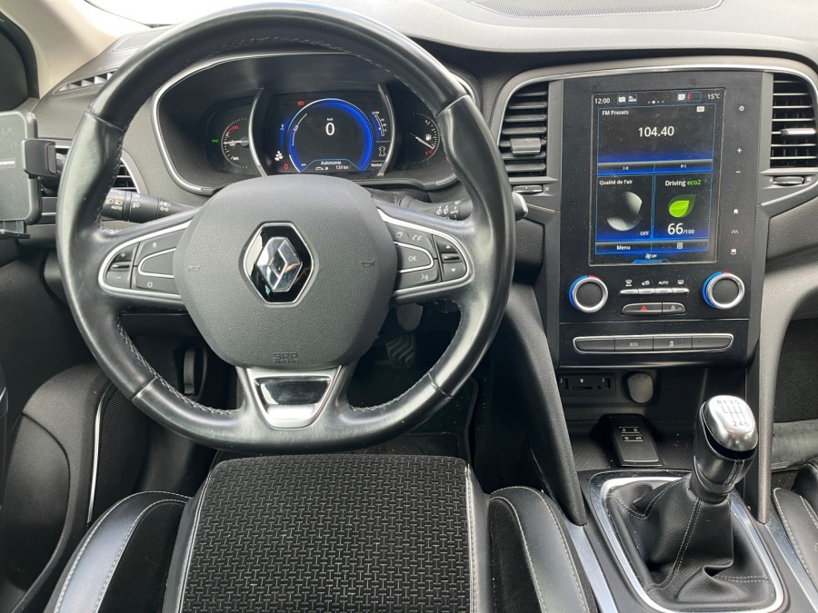 RENAULT d'occasion MEGANE IV 1.2 TCE 130 Intens de 2017 Lyon St