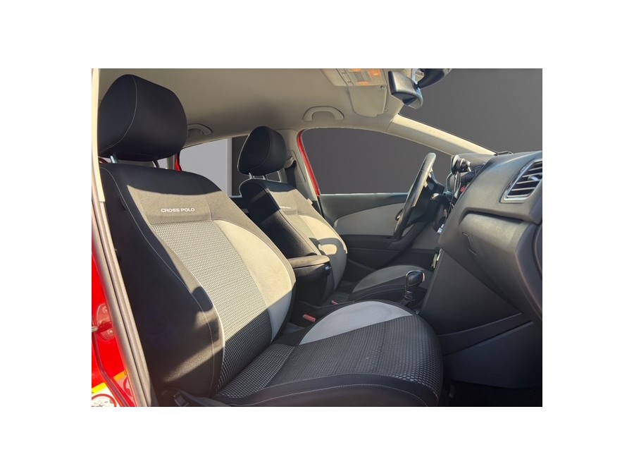 VOLKSWAGEN d'occasion POLO CROSS 1.6 TDI 90 DSG de 2011 Frejus (83)﻿