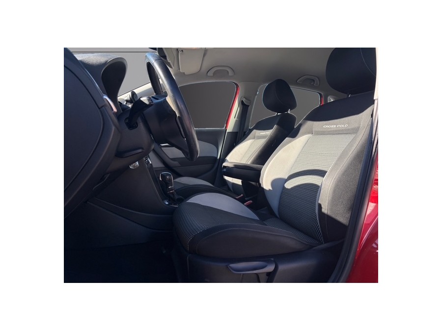 VOLKSWAGEN d'occasion POLO CROSS 1.6 TDI 90 DSG de 2011 Frejus (83)﻿
