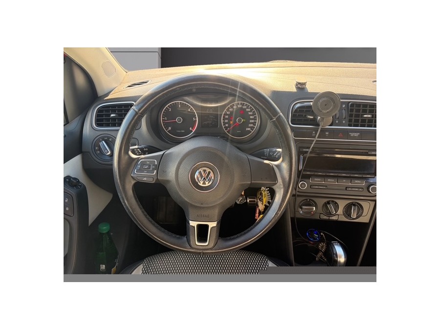 VOLKSWAGEN d'occasion POLO CROSS 1.6 TDI 90 DSG de 2011 Frejus (83)﻿
