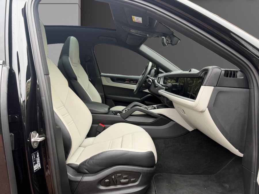 PORSCHE d'occasion CAYENNE 3.0 V6 470ch E-Hybrid de 2024 Champigny