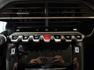 PEUGEOT d'occasion 208 II 1.2 HYBRID 100 ALLURE  E-DCS de 2024 Le
