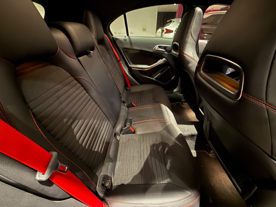 MERCEDES d'occasion A 250 BLUE EFFICIENCY INSPIRATION AUTO de 2013