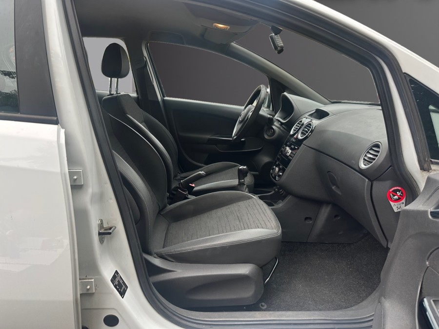 OPEL d'occasion CORSA 1.2 TWINPORT 85 GRAPHITE EASYTRONIC de 2014