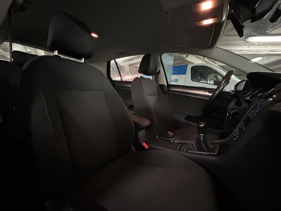 VOLKSWAGEN d'occasion GOLF 1.0 TSI 115 CONFORTLINE de 2019 Vaucresson