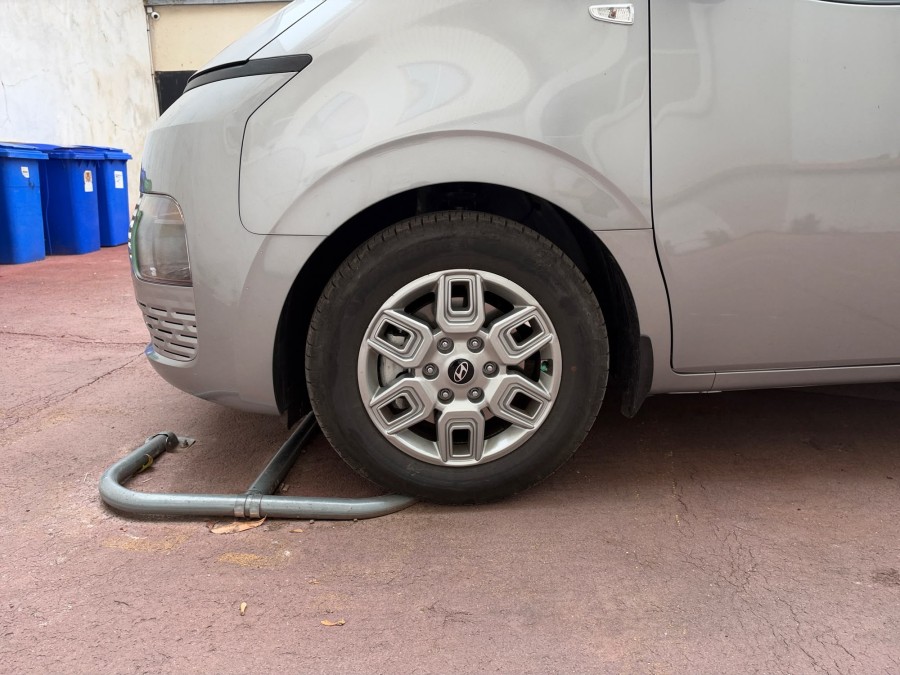 HYUNDAI d'occasion STARIA 1.6 T-GDI HYBRID 225 CREATIVE de 2025 Le