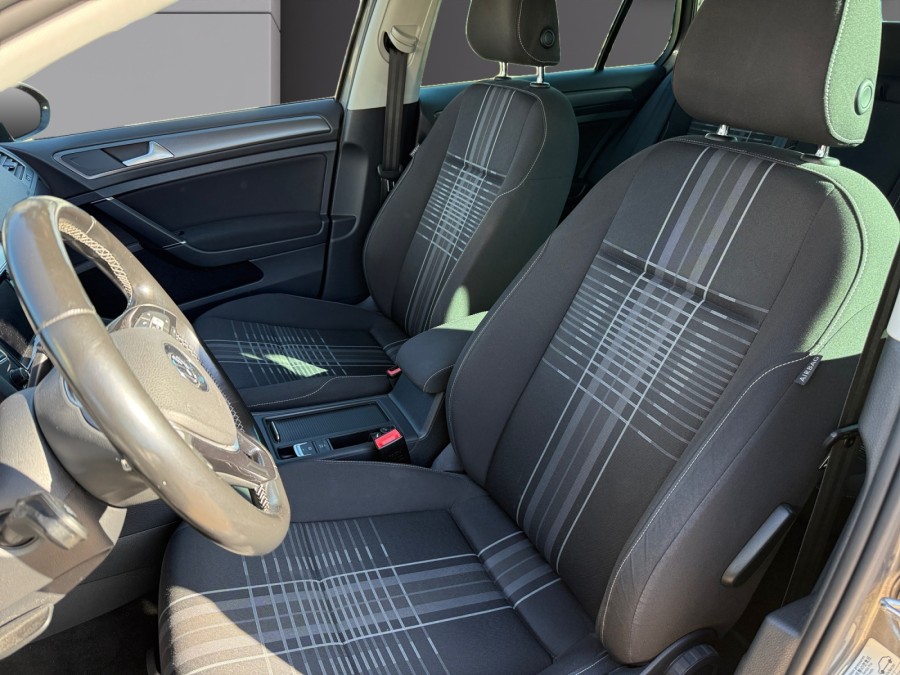 VOLKSWAGEN d'occasion GOLF VII 1.6 TDI 105 Lounge de 2016 Dijon (21)﻿