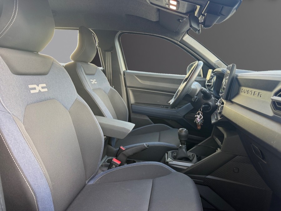 DACIA d'occasion DUSTER 1.0 ECO-G 100 ESSENTIAL de 2025 Salon de