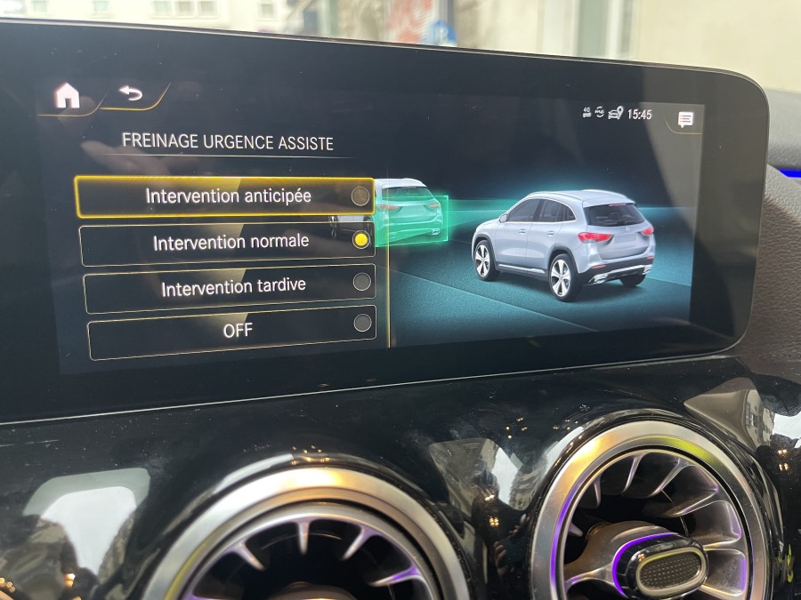 MERCEDES d'occasion GLA 200 AMG  LINE AUTO de 2021 Paris 15 (75)﻿