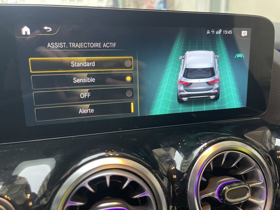 MERCEDES d'occasion GLA 200 AMG  LINE AUTO de 2021 Paris 15 (75)﻿
