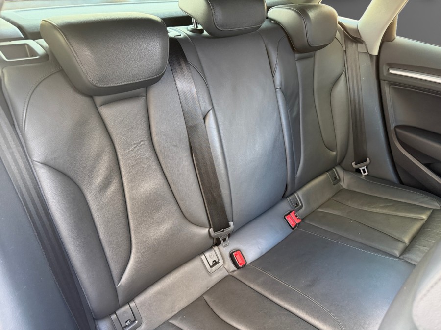 AUDI d'occasion A3 2.0 TDI 150 DESIGN LUXE S TRONIC de 2017 Nîmes