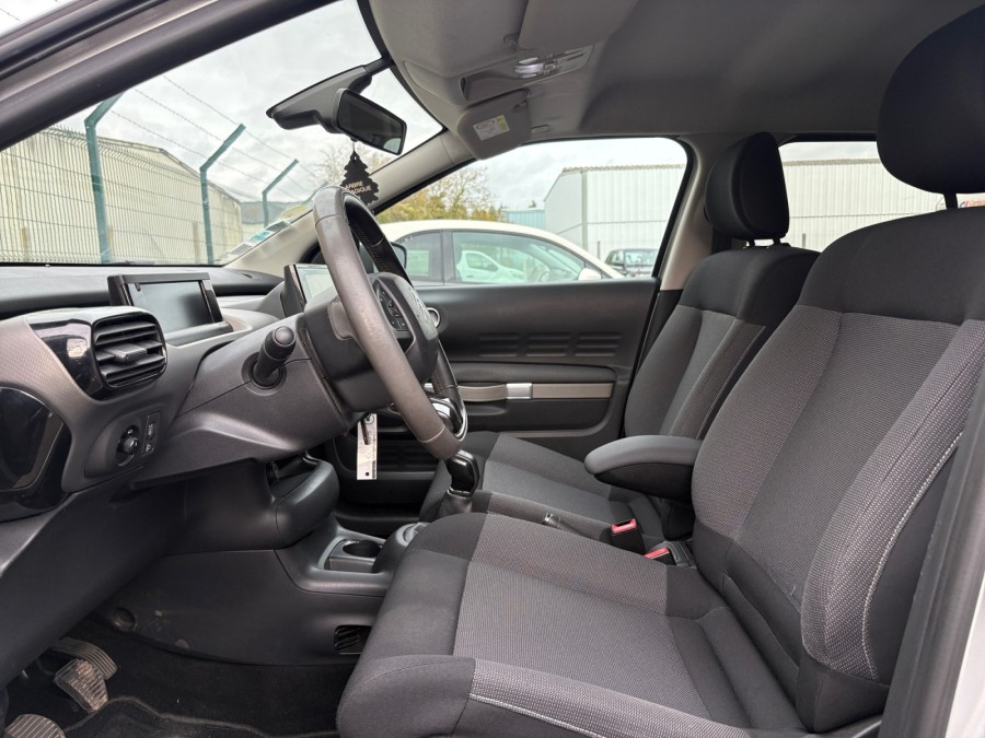 CITROEN d'occasion C4 CACTUS 1.6 BLUE HDI 100 SHINE de 2016 Arras