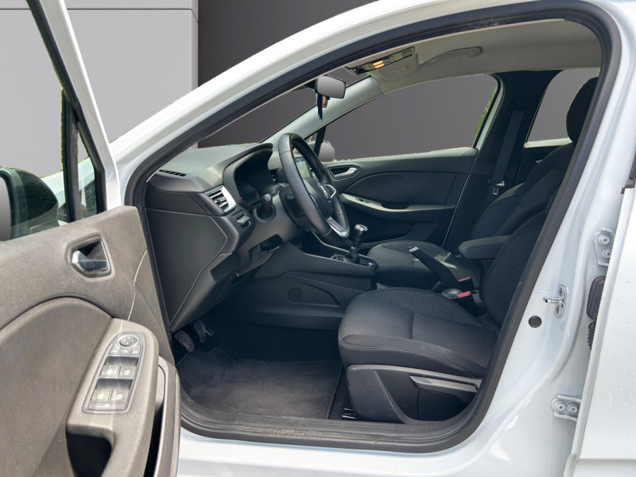 RENAULT d'occasion CLIO 1.0 TCe 90ch Limited -21N de 2022 Reunion