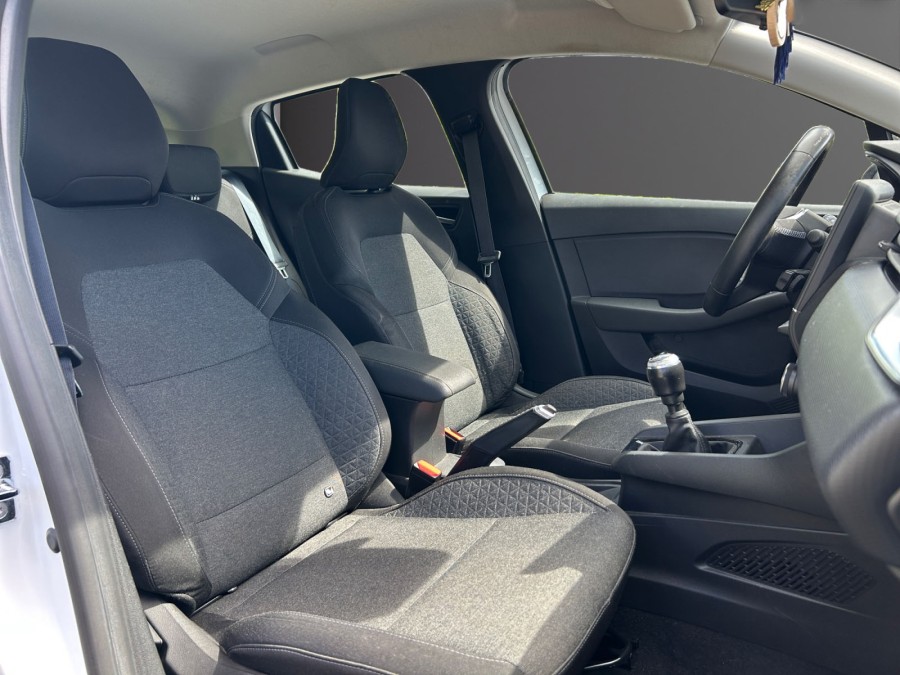 RENAULT d'occasion CLIO 1.0 TCe 90ch Limited -21N de 2022 Reunion