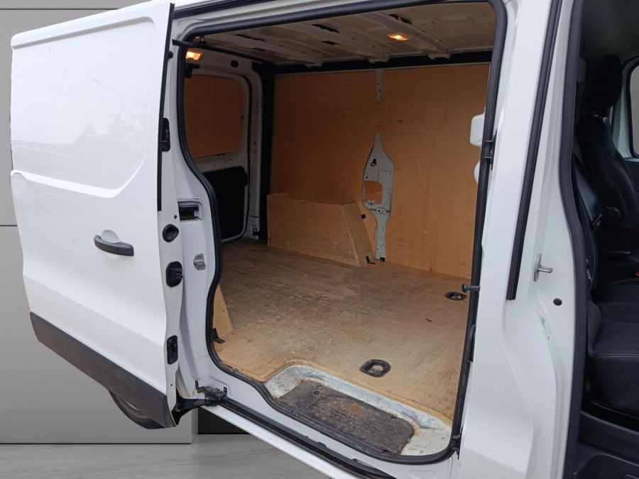 RENAULT d'occasion TRAFIC L1H1 1.6 DCI 125 GRAND CONFORT de 2018