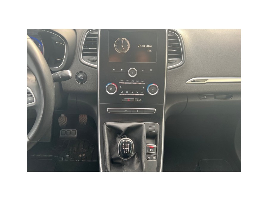 RENAULT d'occasion GRAND SCENIC IV GRAND 1.3 TCE 140 BUSINESS INTENS