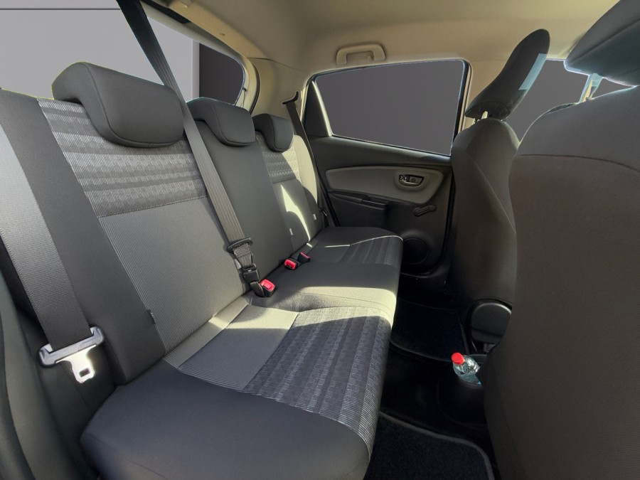 TOYOTA d'occasion YARIS 69 VVT-i Dynamic 5p de 2016 Brive La