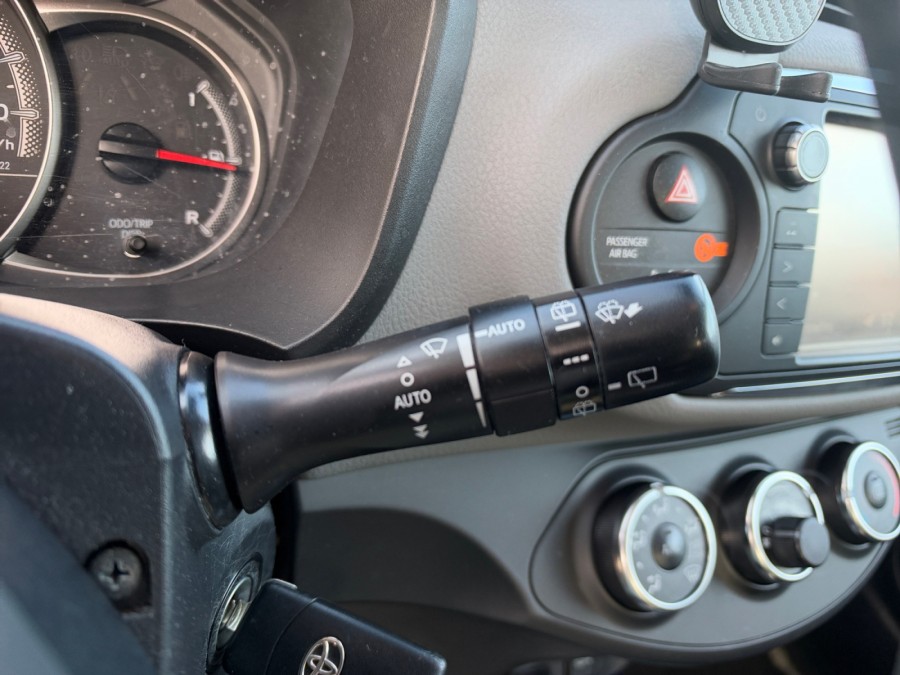TOYOTA d'occasion YARIS 69 VVT-i Dynamic 5p de 2016 Brive La