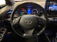 TOYOTA d'occasion C-HR 122h Graphic 2WD E-CVT de 2017 Méry Sur Oise