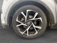 TOYOTA d'occasion C-HR 122h Graphic 2WD E-CVT de 2017 Méry Sur Oise