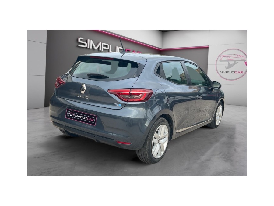 RENAULT d'occasion CLIO V 1.6 E TECH 140 BUSINESS AUTO de 2020 Toulon