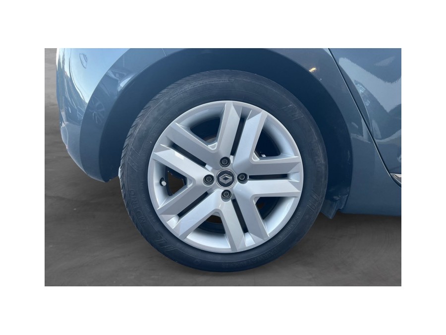 RENAULT d'occasion CLIO V 1.6 E TECH 140 BUSINESS AUTO de 2020 Toulon