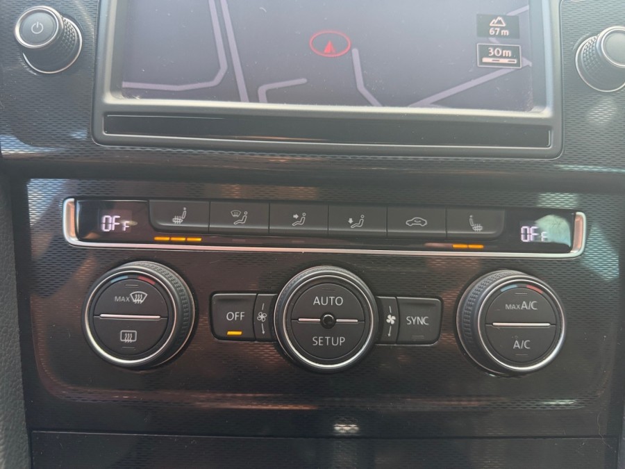 VOLKSWAGEN d'occasion GOLF 2.0 TSI 230 GTI de 2014 Salon de Provence
