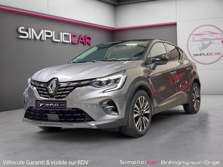 RENAULT d'occasion CAPTUR 1.6 E-TECH PLUG-IN 160 Initiale Paris de