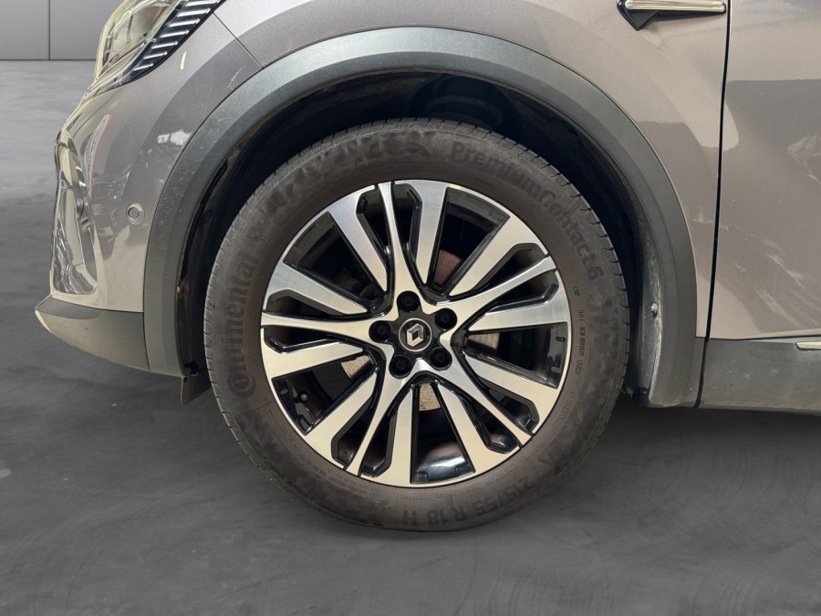 RENAULT d'occasion CAPTUR 1.6 E-TECH PLUG-IN 160 Initiale Paris de