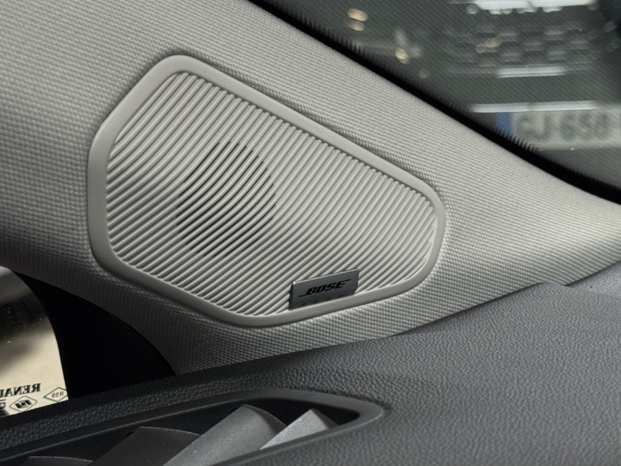 RENAULT d'occasion CAPTUR 1.6 E-TECH PLUG-IN 160 Initiale Paris de