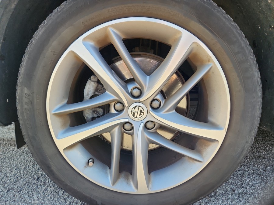 MG d'occasion EHS 1.5T GDI PLUG-IN HYBRID COMFORT de 2022 Frejus (83)﻿