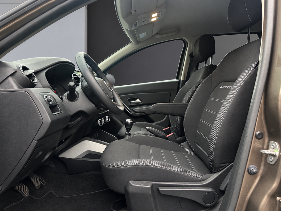 DACIA d'occasion DUSTER 1.5 BLUE DCI 115 Prestige de 2020 Brie Comte