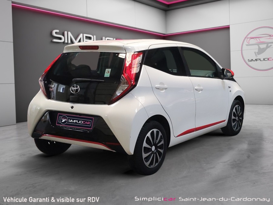 TOYOTA d'occasion AYGO 1.0 VVT-I 72 X-POP de 2020 St Jean du