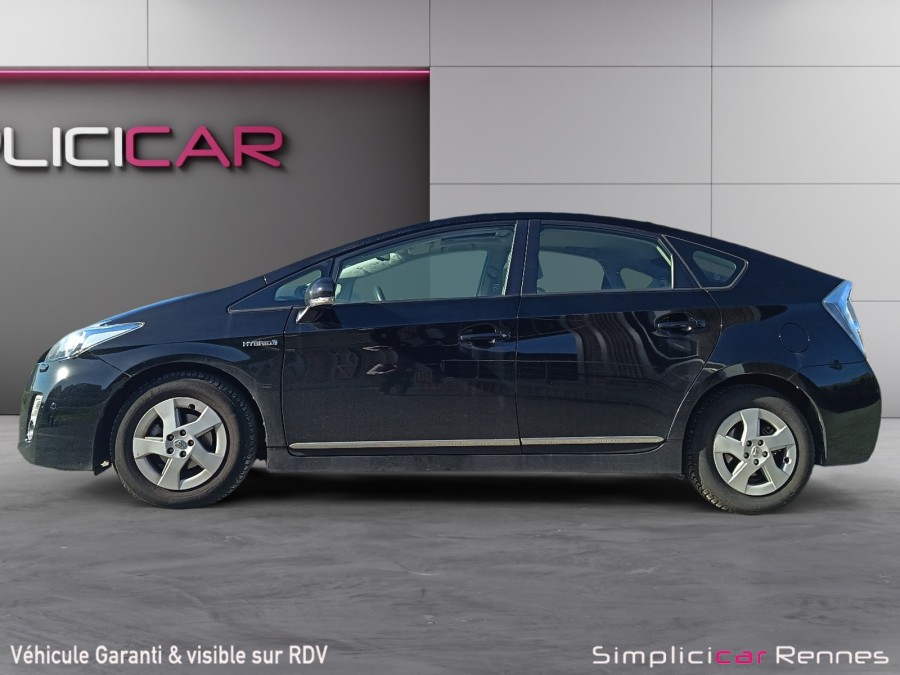 TOYOTA d'occasion PRIUS 136h Lounge 15 de 2010 Rennes (35)﻿
