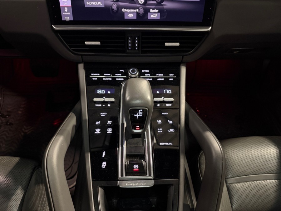 PORSCHE d'occasion CAYENNE 3.0 V6 E-HYBRID COUPE PLATINIUM EDITION de
