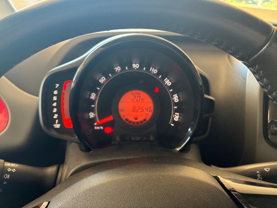 TOYOTA d'occasion AYGO 1.0 VVT-i 72ch x-play 3p de 2019 Nice (06)﻿