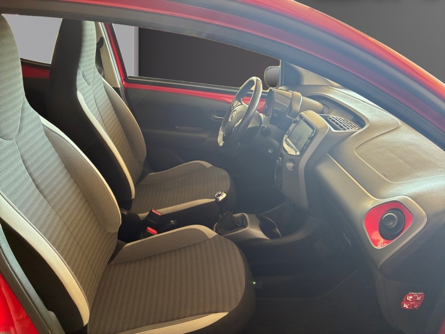 TOYOTA d'occasion AYGO 1.0 VVT-i 72ch x-play 3p de 2019 Nice (06)﻿
